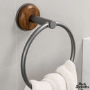 Petit porte serviette bois mural