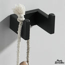 Porte serviette et peignoir