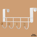Porte-serviette sur porte blanc